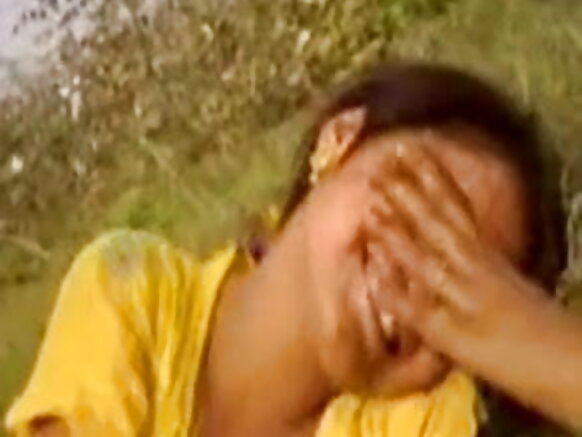 Msichana wa Desi akiburudika na hollywood girl sexy movie HD wavulana wa kuchekesha
