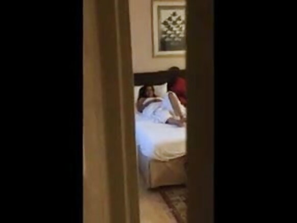 Uthubutu wa Ron Kutumikia Video yake ya Kwanza ya Picha ya Ngono