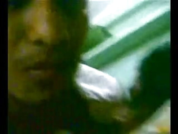 Shangazi India India hamtani mpwa wake...English English Movie