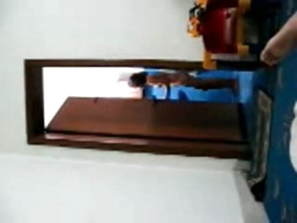 Desi mzuri sana wa msichana anatengeneza blowjob sexy hd hindi movie - homemade
