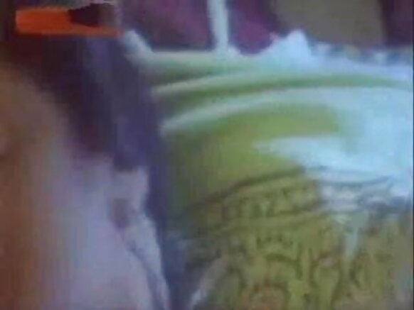 Filamu Kali Ya Shangazi Ya Kihindi Mafuti Makubwa Jaribu Kumridhisha Mteja Wake Hotelini