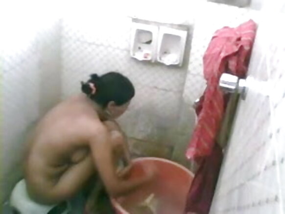 desi kuoga msichana kuoga hindi sexy english movie