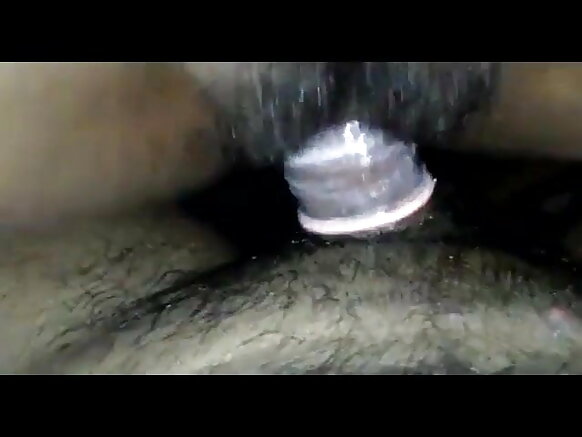 Peludo na msichana wa kihindi mwenye nywele hindi movie sexy show pussy sweaty pussy fucking