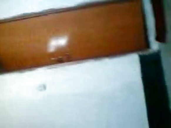 Wanandoa wa chuo kikuu cha Desi indio novio wakitazama filamu ya ngono