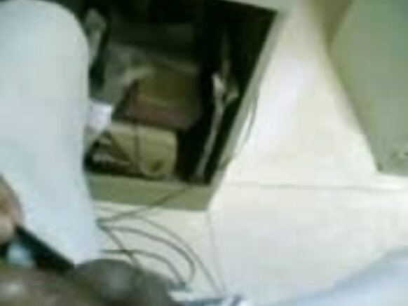Mallu hindi picha za kuvutia msichana akitoa blowjob na blowjob na kusababisha shahawa