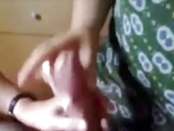 Mama mwenye nyumba Delhi akimpa shemeji yake majani mazuri bp ki movie ya kuvutia