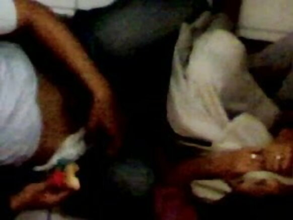 endelea kutikisa bhojpuri video ya filamu ya ngono 8