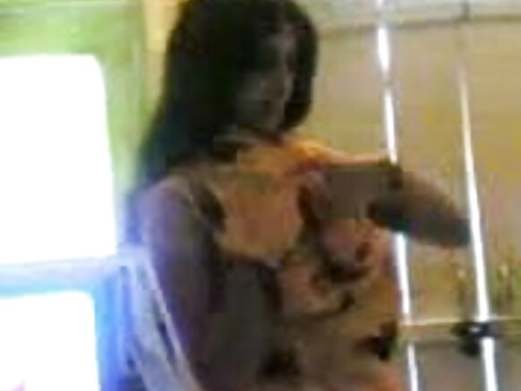 Saumya hindi movie sexy homemade kwenye ghala