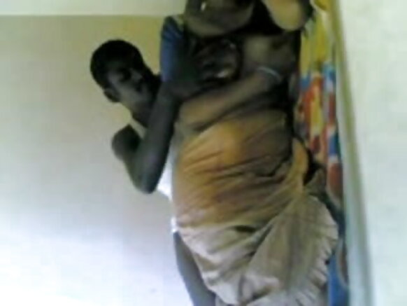 Wanandoa wapya kutoka kijiji cha Kusini mwa India wanarekodi ngono zao