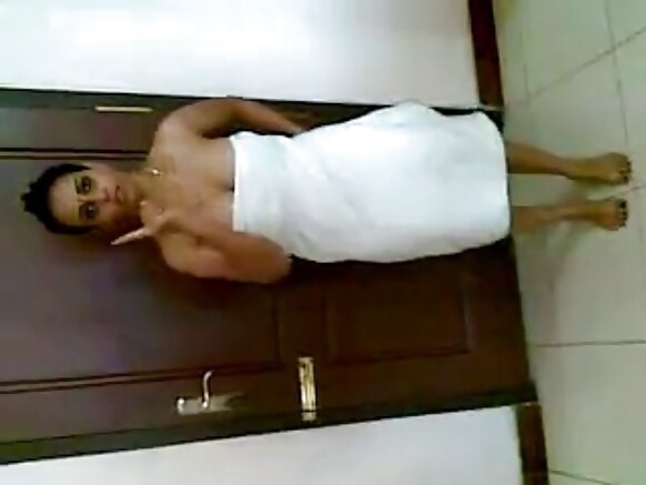 Indian sexy lady full hd english homemade show