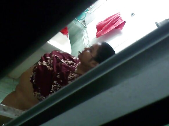 jirani kuoga hindi sexy movie jirani movie
