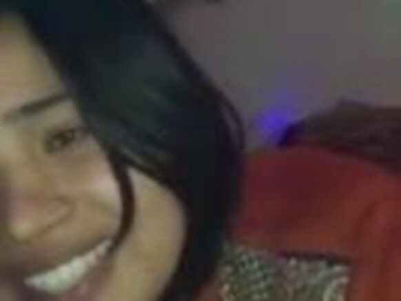 filamu ya video ya madrasi ya kuvutia kwa Kihindi na msichana mrembo wa paki paki jahar ya sauti ya kuvutia