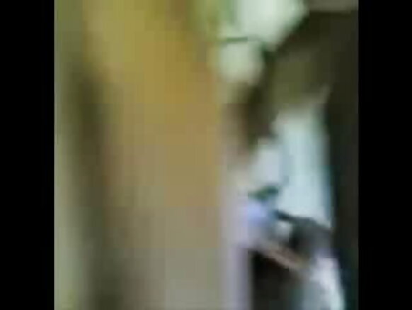 Sexy and hot southern bf nurse aunty sexy mine akifanya mapenzi na mpenzi wake kwa kutumia kondomu