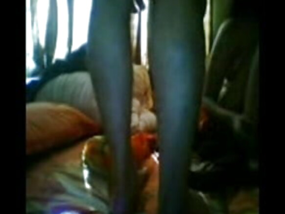 Wanandoa wa Desi wakifanya mapenzi kwenye chumba cha kulala sinema ya kuvutia HD