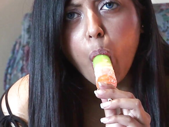 India - Jasmine anapiga punyeto kwenye video ya picha ya kuvutia na yenye mikunjo ya kuvutia - titi kubwa 4