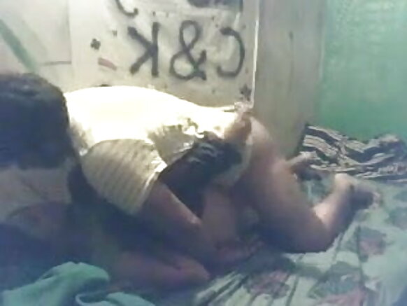 Shabiki wa sinema ya ngono ya India wanandoa wapya wa India