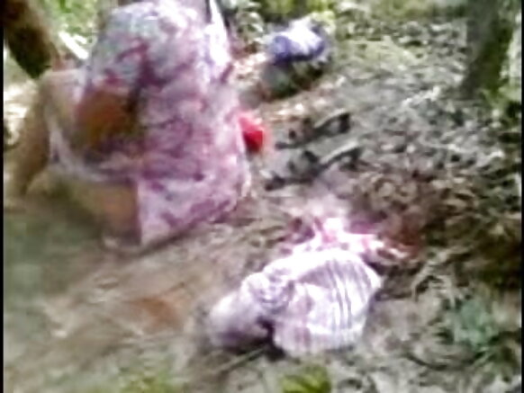 Desi Randi Ki Chudai Bhojpuri Sexy Movie Bhojpuri Outdoor Desi