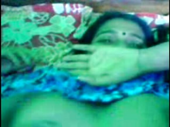 Bangla desi desi aunty akifanya ngono na wakufunzi wawili wa video ya siri ya faragha ya bintiye