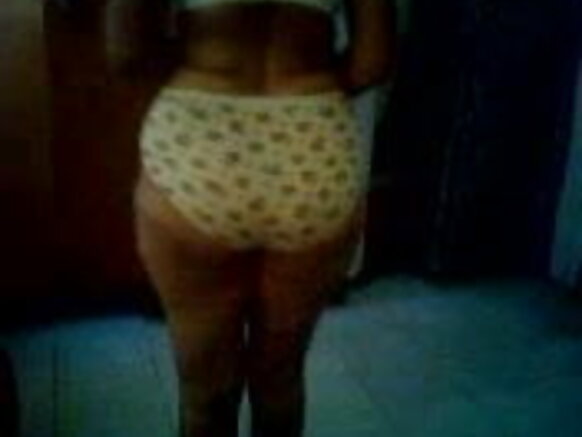 Filamu ya ngono ya shangazi na aunty kulona