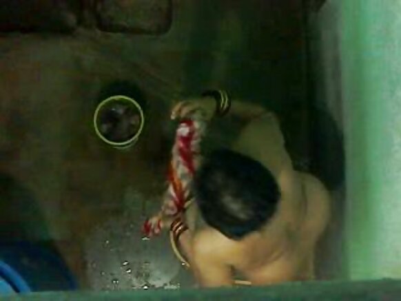 jirani tuma aunty bath movie ya mapenzi 2