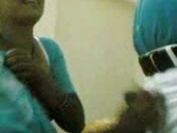 desi aunty hindi sexy movie katika hindi na marafiki desi