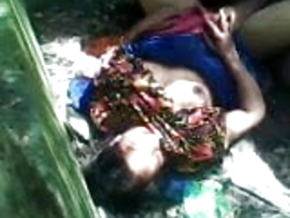 Filamu ya Haraka Kahaba wa Bangladesh Aliyemfumania Kahaba Afumaniwa na Wavulana 2