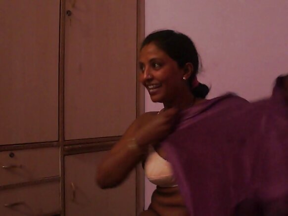 muhindi aunty aunty movie 1096 sexy chahiye