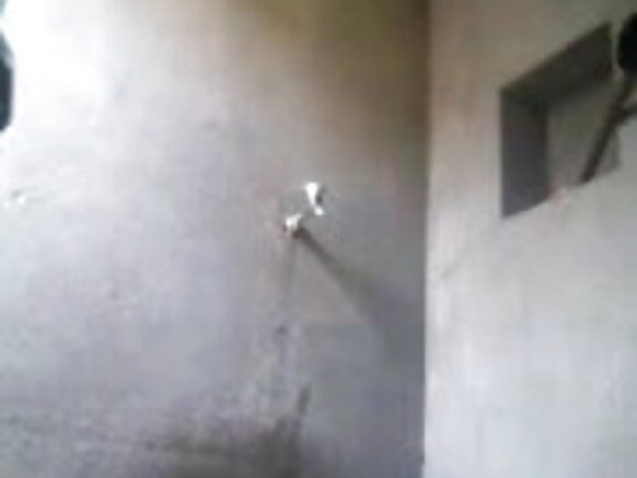 msichana wa bangla 29 akitazama kamera iliyofichwa na binamu wa simu ya video ya kuvutia hindi