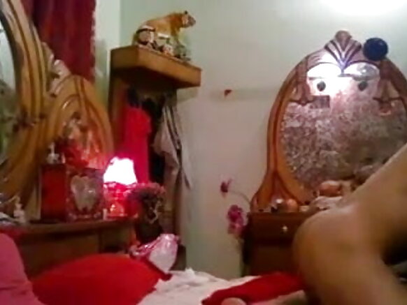 Video ya honeymoon ya wanandoa wapya wa India lucknow sexy hindi filamu